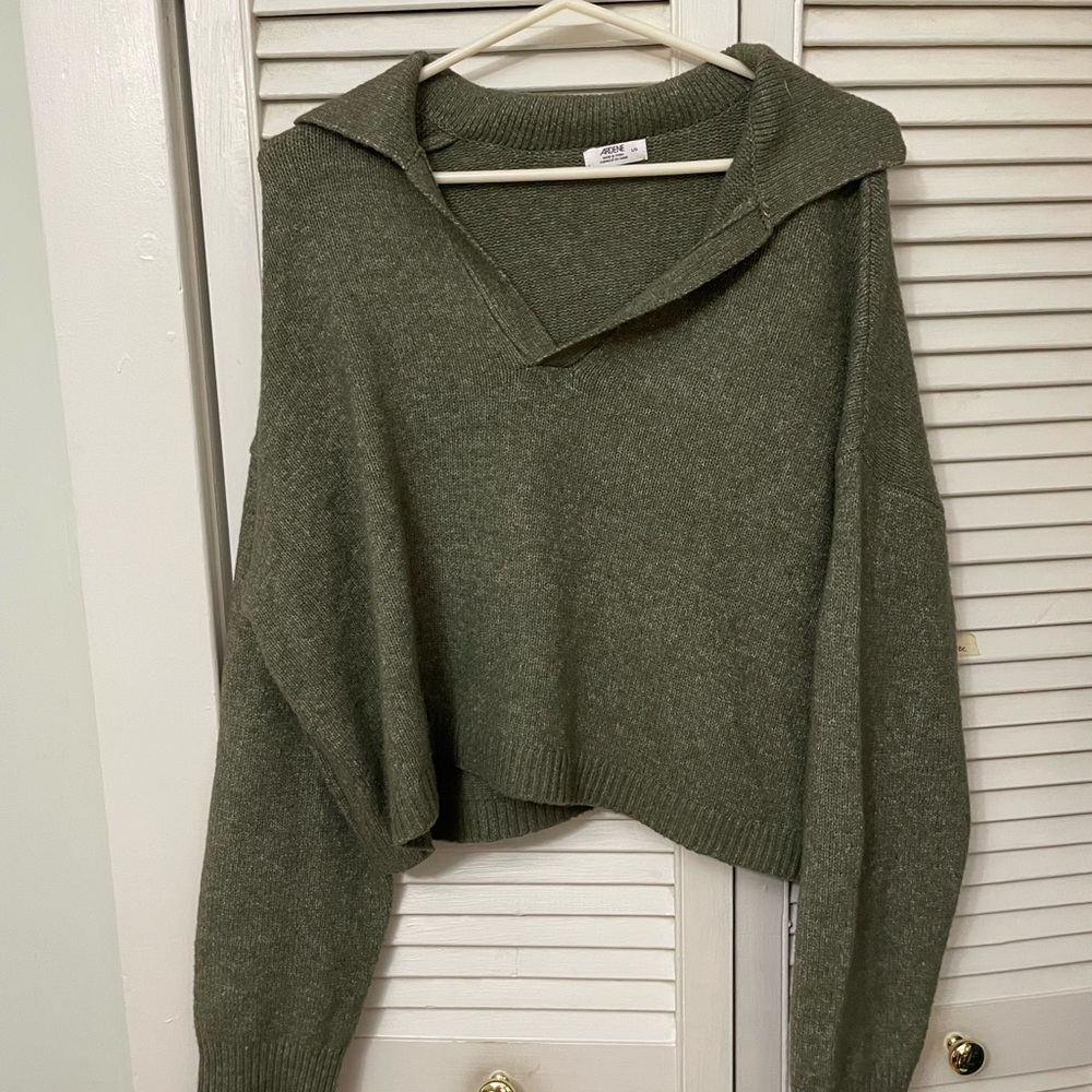 Ardene Sage Green Crewneck Sweater for ladies